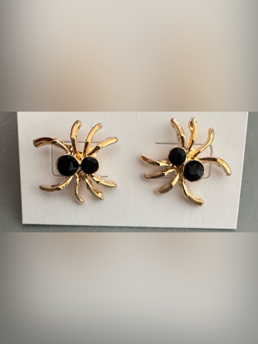 Gold and Black Spiders Stud Earrings - Women Jewelry Halloween gothic